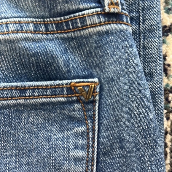 Vigoss Medium Wash Whiskered High Rise Stretch Denim Marley Straight Jeans sz 16 - Picture 5 of 9
